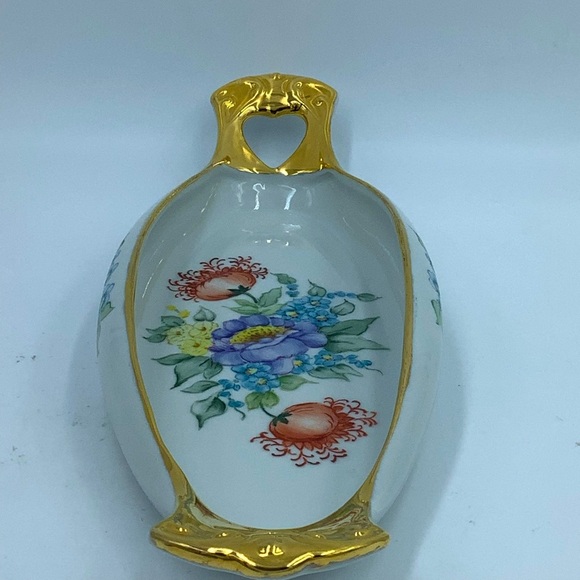 Hand Painted Gold Handled Oval Dish - Picture 5 of 12